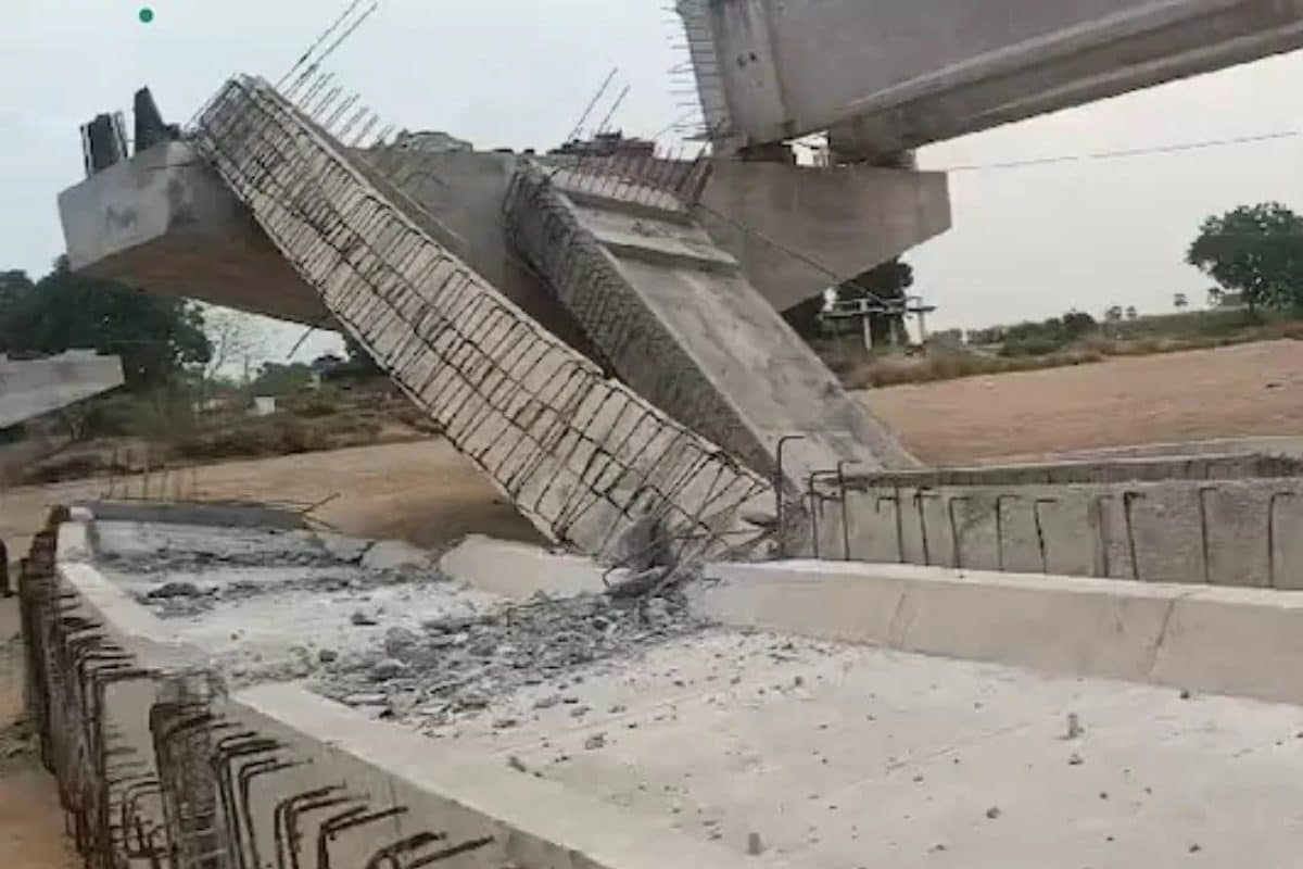 15 Operational, 11 Under-construction Bridges Collapsed on National Highways in India in Last 3 Years, Killing 6 People, Says Govt