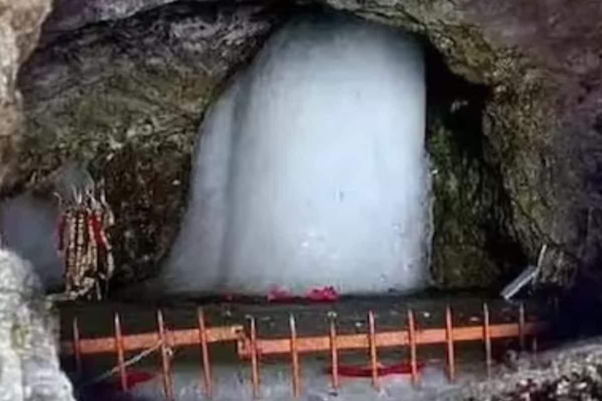 Over 30,000 Pilgrims Visit Amarnath Cave Shrine, Total Number Crosses One Lakh