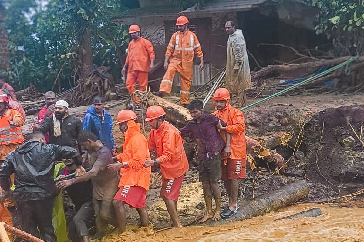 Indian Army Joins Wayanad Rescue Ops As Toll Reaches 98; Kerala CM Vijayan Requests People To Avoid Travel