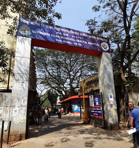 Woman Doctor Assaulted By Drunk Patient, His Relatives At Mumbai Hospital