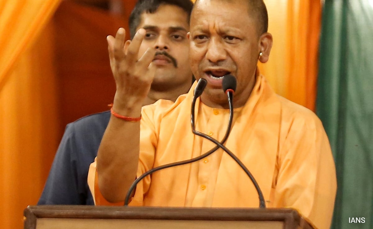 Over 13 Lakh UP Government Employees May Lose Salaries Over This Order
