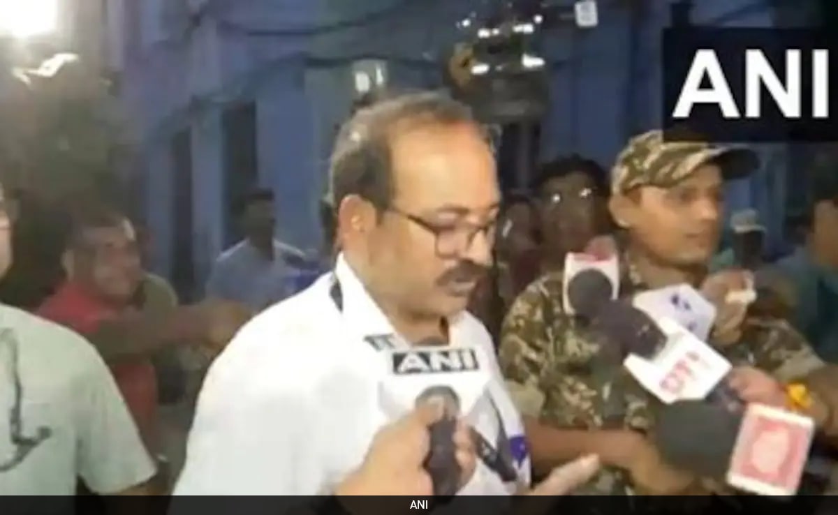 After 11-hour Search At Kolkata Doctor’s House, CBI Seizes Documents