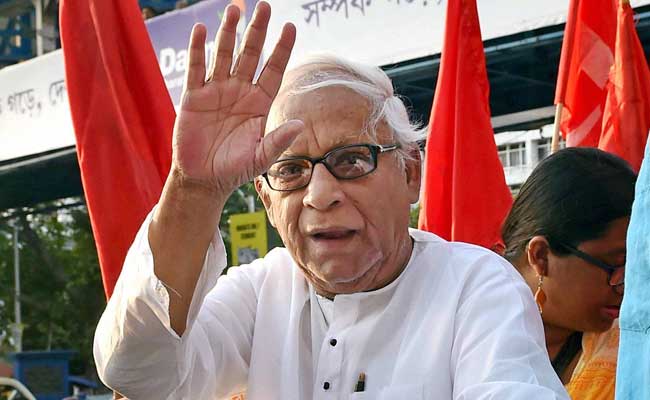 Former West Bengal Chief Minister Buddhadeb Bhattacharjee Dies At 80