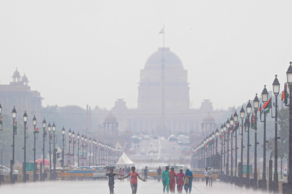 Heavy Rains Drench Delhi, Traffic Snarls Due To Waterlogging Halt Capital
