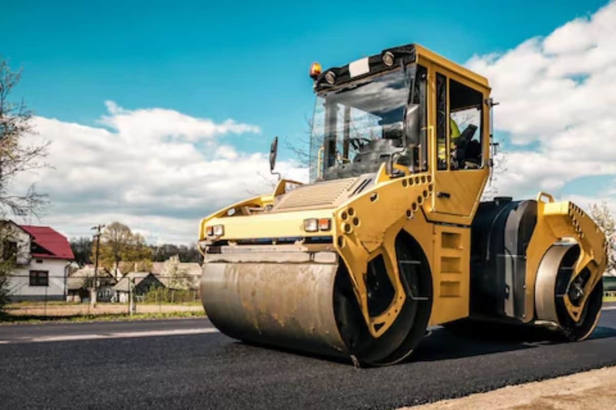 Govt Paving Way for Use of Bio-bitumen to Build National Highways: 1 Road Test, 2 Research Projects Underway