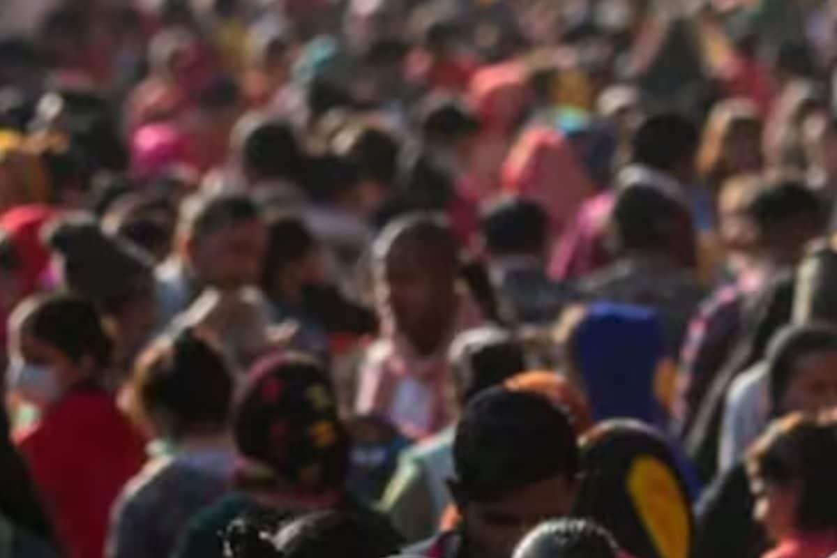 In Andhra Pradesh’s Jonnagiri, Locals ‘Hunt’ For Diamonds In Monsoon