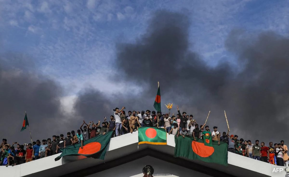 Bangladesh Chief Justice Says Will Resign After Massive Student Protests