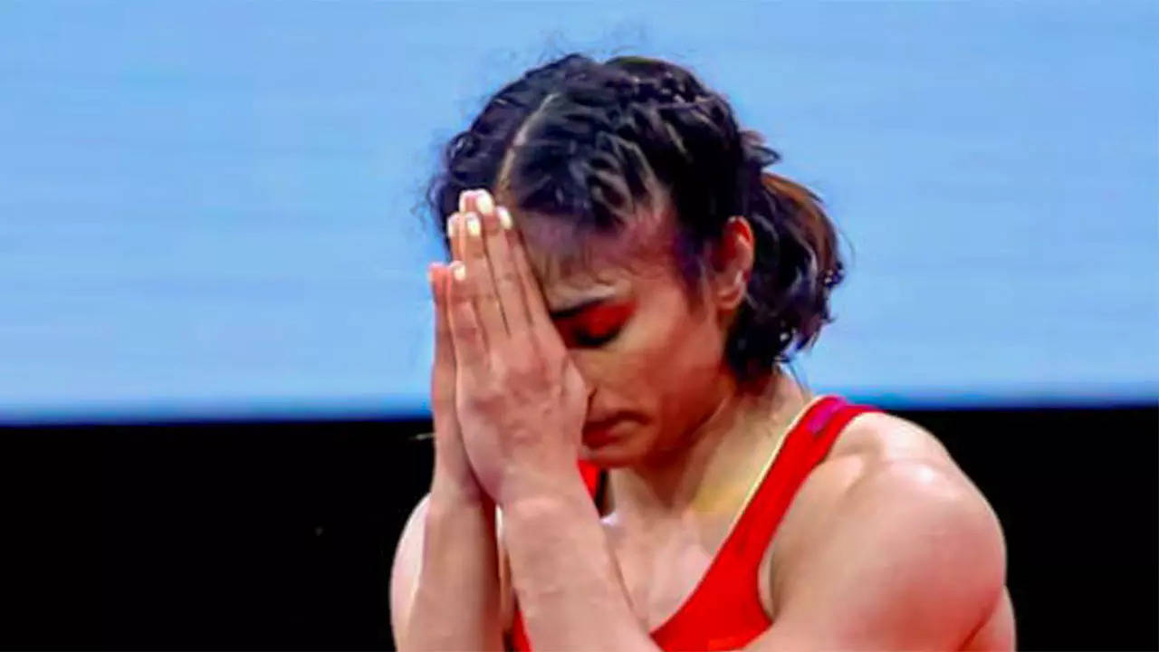 Vinesh becomes 1st Indian woman wrestler to reach Olympic final