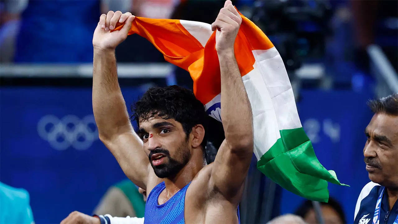 PM Modi congratulates wrestler Aman for Olympic bronze