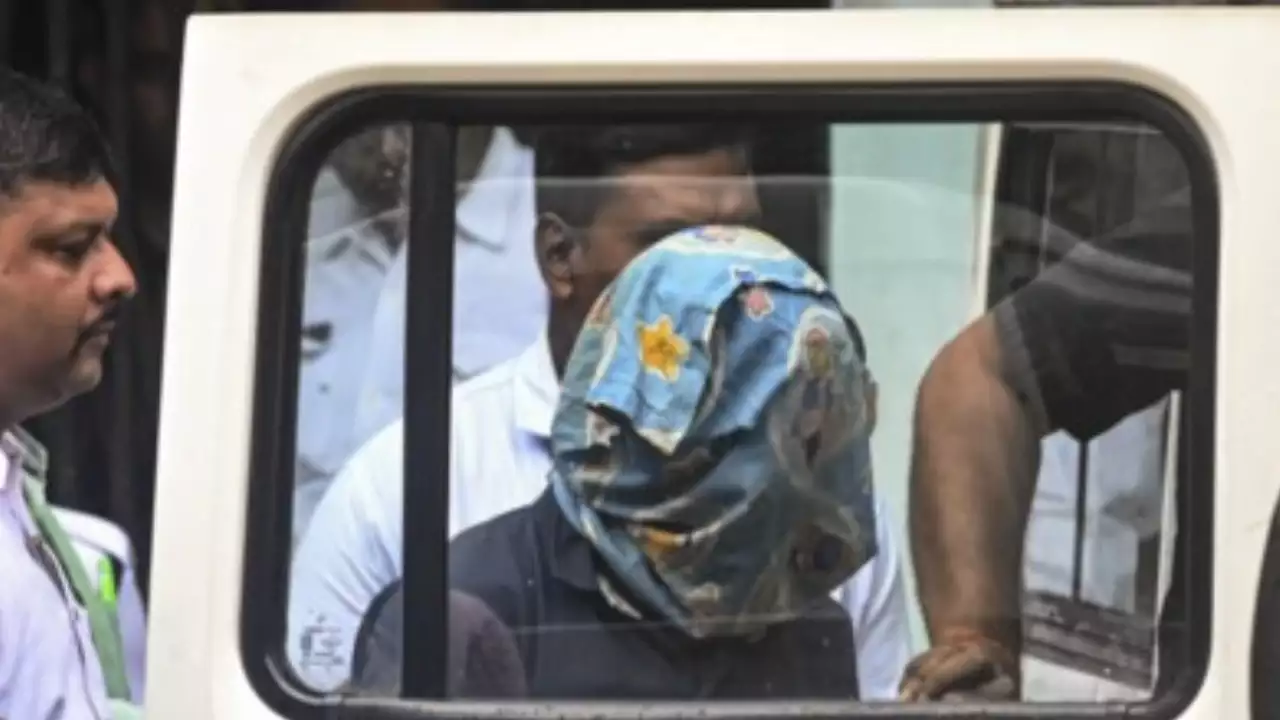 Kolkata hospital horror: ‘Broken glasses, scratches on accused show doc put up valiant fight’