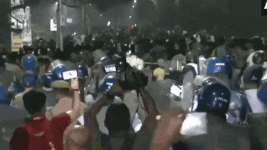 Chaos, vandalism at RG Kar post-midnight amid protest against Kolkata doctor rape-murder