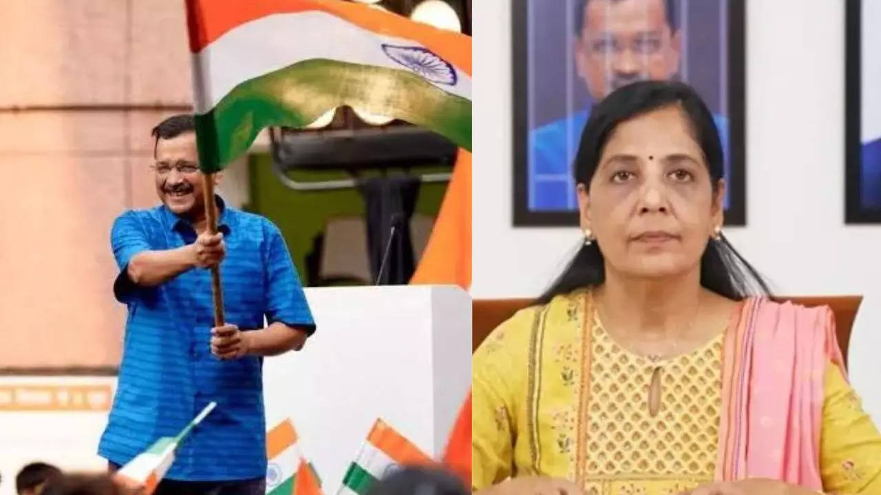 Very sad that national flag not hoisted at Kejriwal residence: Sunita