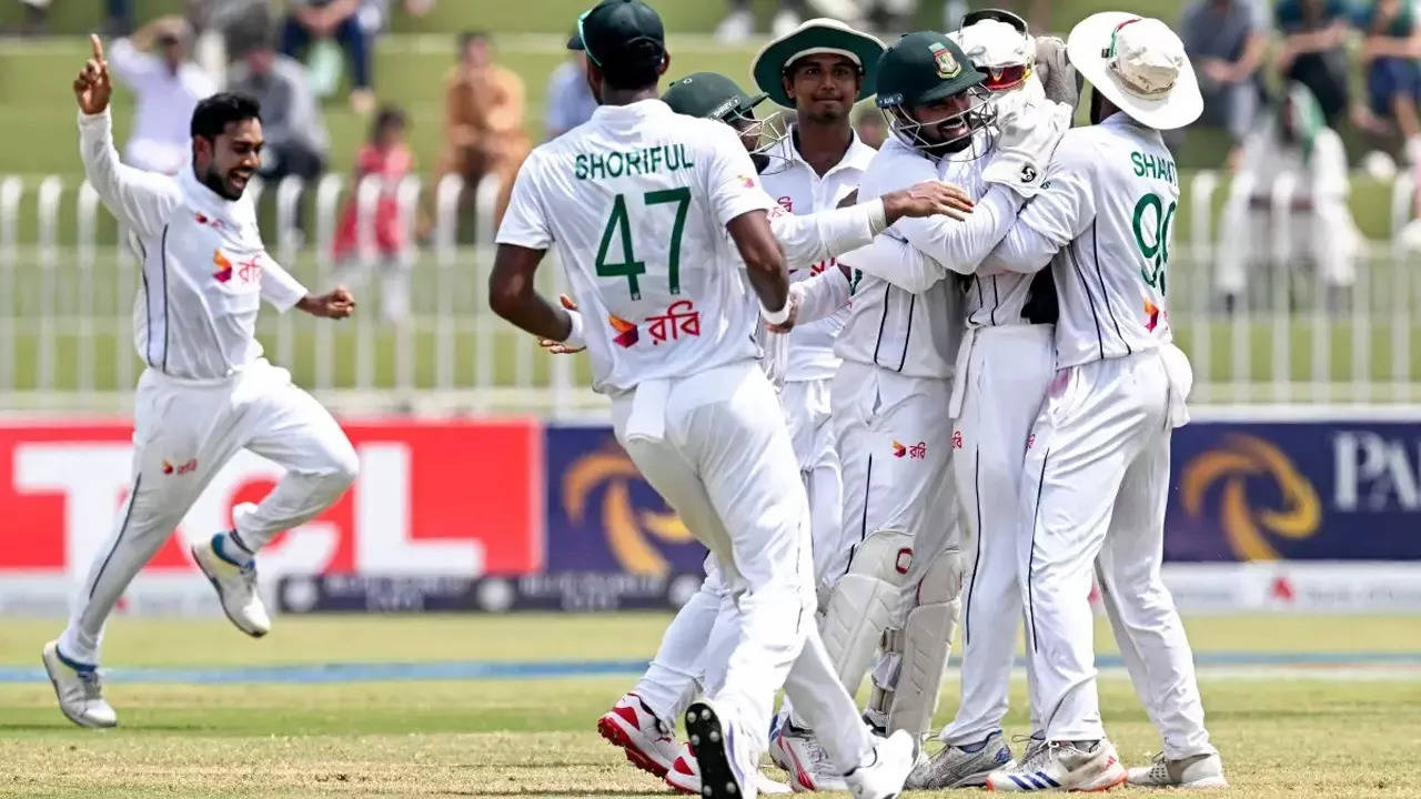 Bangladesh ease to first-ever Test victory over Pakistan