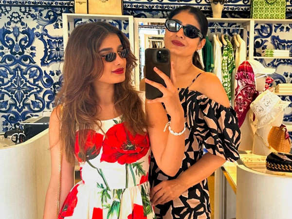 Raveena Tandon and Rasha Thadaniâs holiday pictures are too good to miss