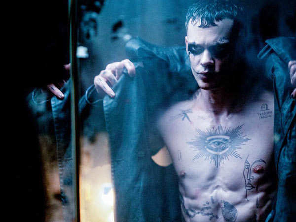 Bill SkarsgÃ¥rd hails The Crow as the perfect modern tale of vengeance