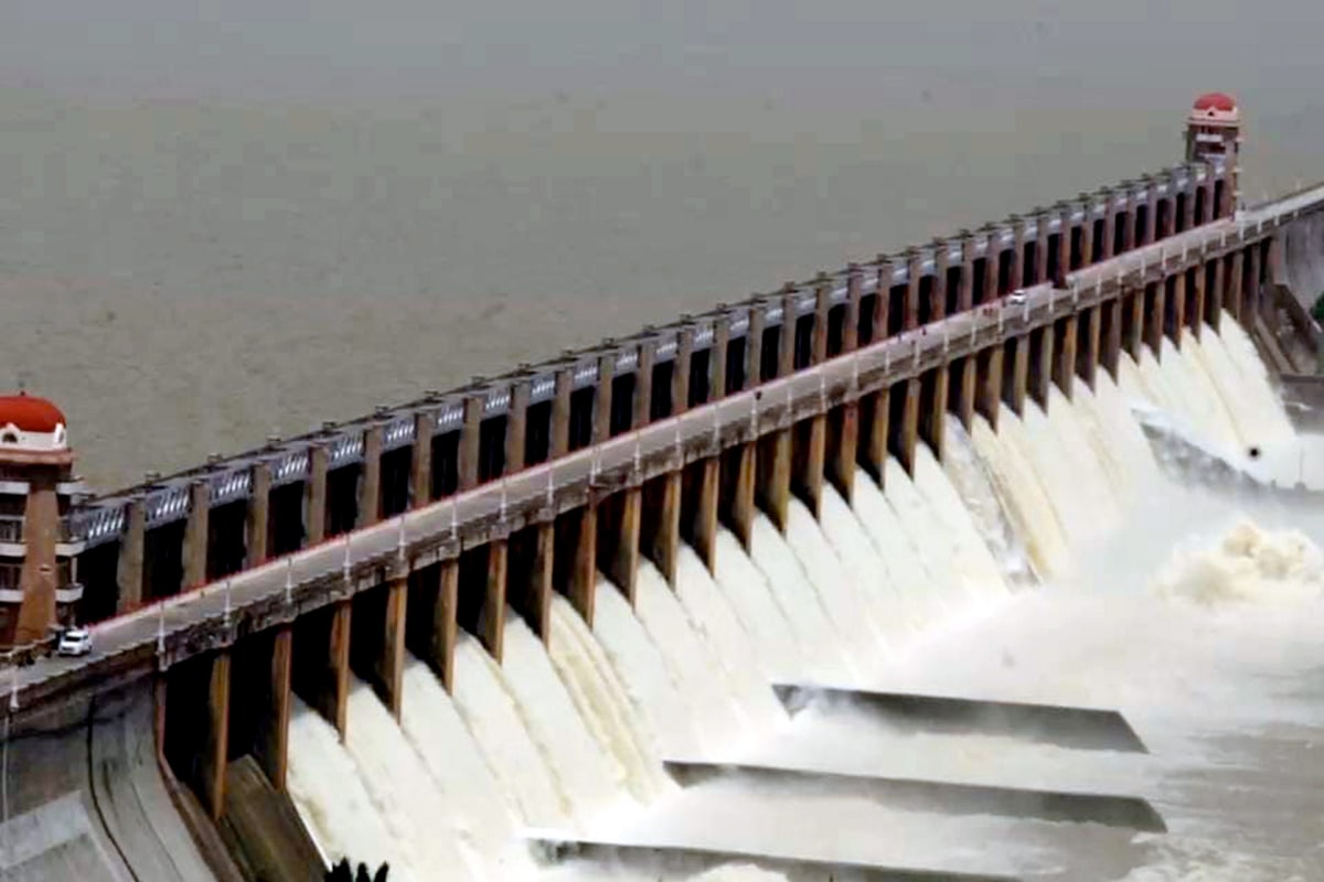 Tungabhadra Dam in Distress: Officials Say ‘Nothing Alarming’ As Political Slugfest Takes Centre Stage