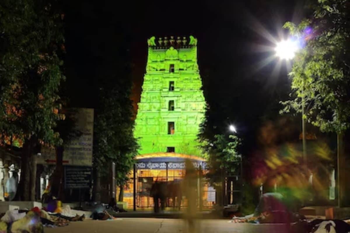 At Sri Bhramaramba Mallikarjuna Swamy Temple, Hyderabad Artists Bring 12 Jyotirlingas To Life