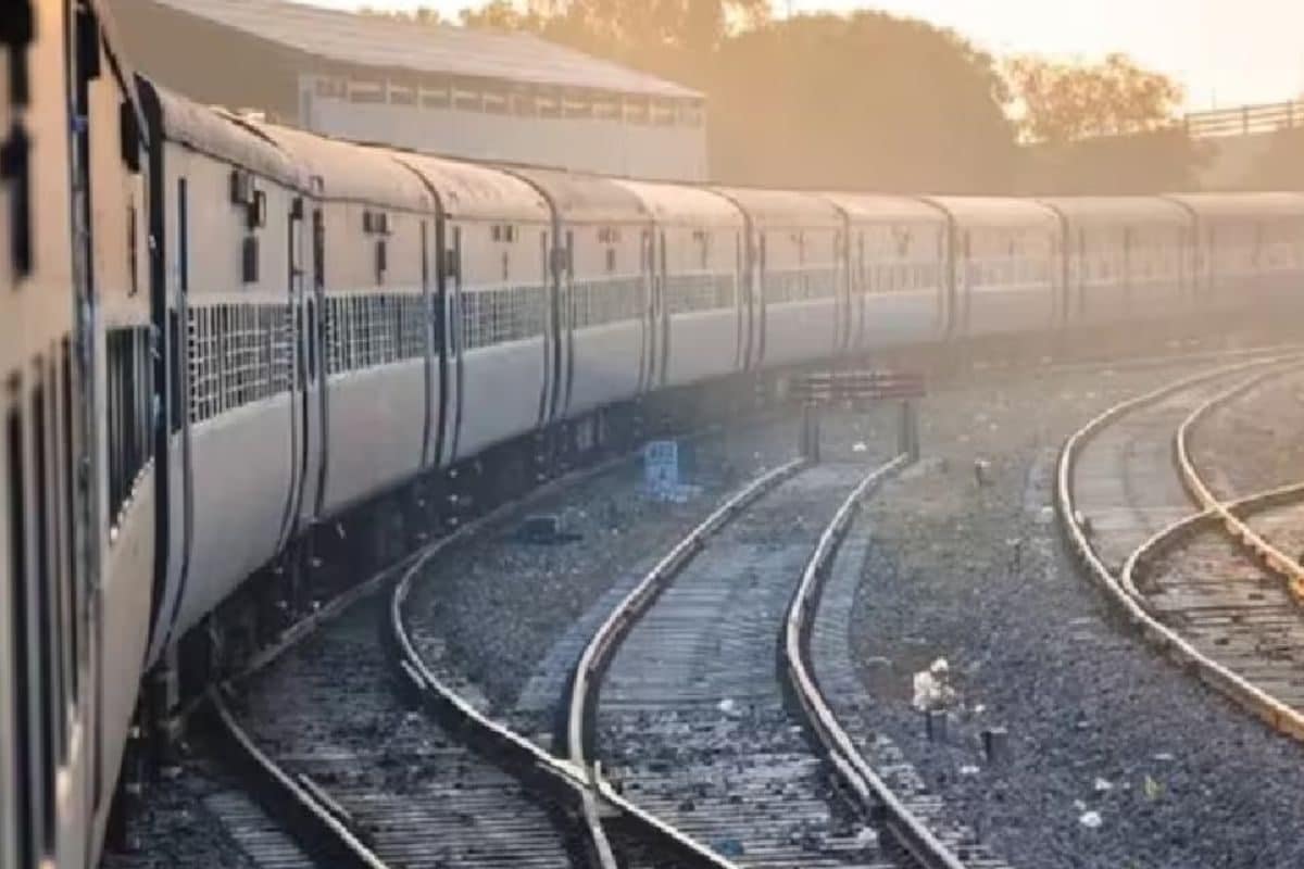 Eastern Railway Collects Record With Rs 1.15 Crore In Ticketless Travel Fines