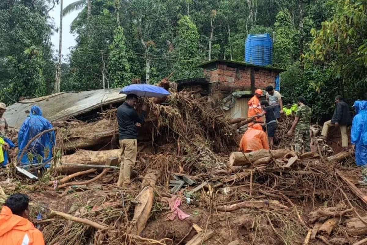 Wayanad Landslide: Death Toll Rises To 173; Rahul, Priyanka Gandhi Leave For Kerala | Top Updates