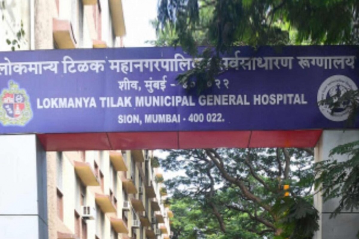 Woman Resident Doctor Assaulted By ‘Intoxicated’ Attendants At Mumbai Hospital Amid Kolkata Horror