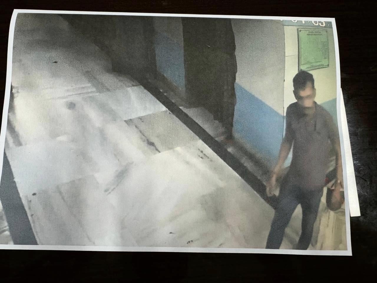 On CCTV, Kolkata Rape-Murder Accused With Earphones Spotted At Crime Scene