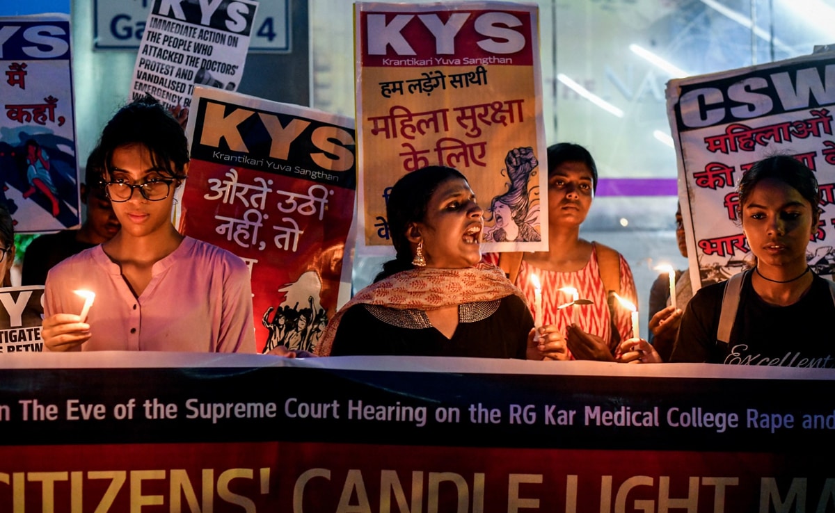 “Wanted Body Preserved, Forced To Cremate”: Kolkata Doctor’s Parents