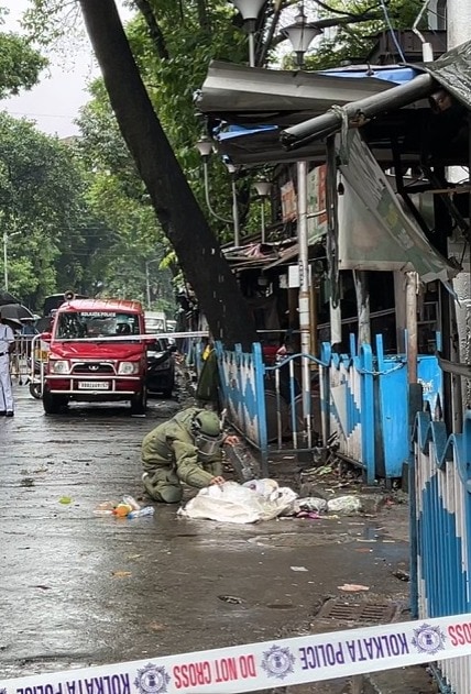 Ragpicker Injured In Kolkata Explosion, Bomb Disposal Squad Secures Area