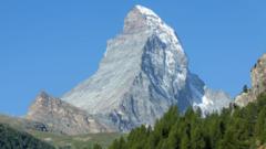 Switzerland and Italy redraw border due to melting glaciers