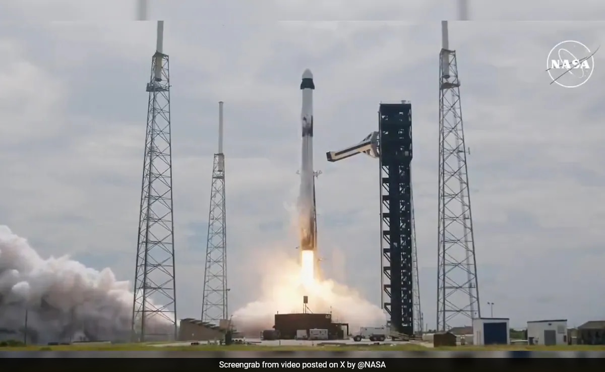 SpaceX Launches Mission To Bring Back Astronauts Stuck In Space