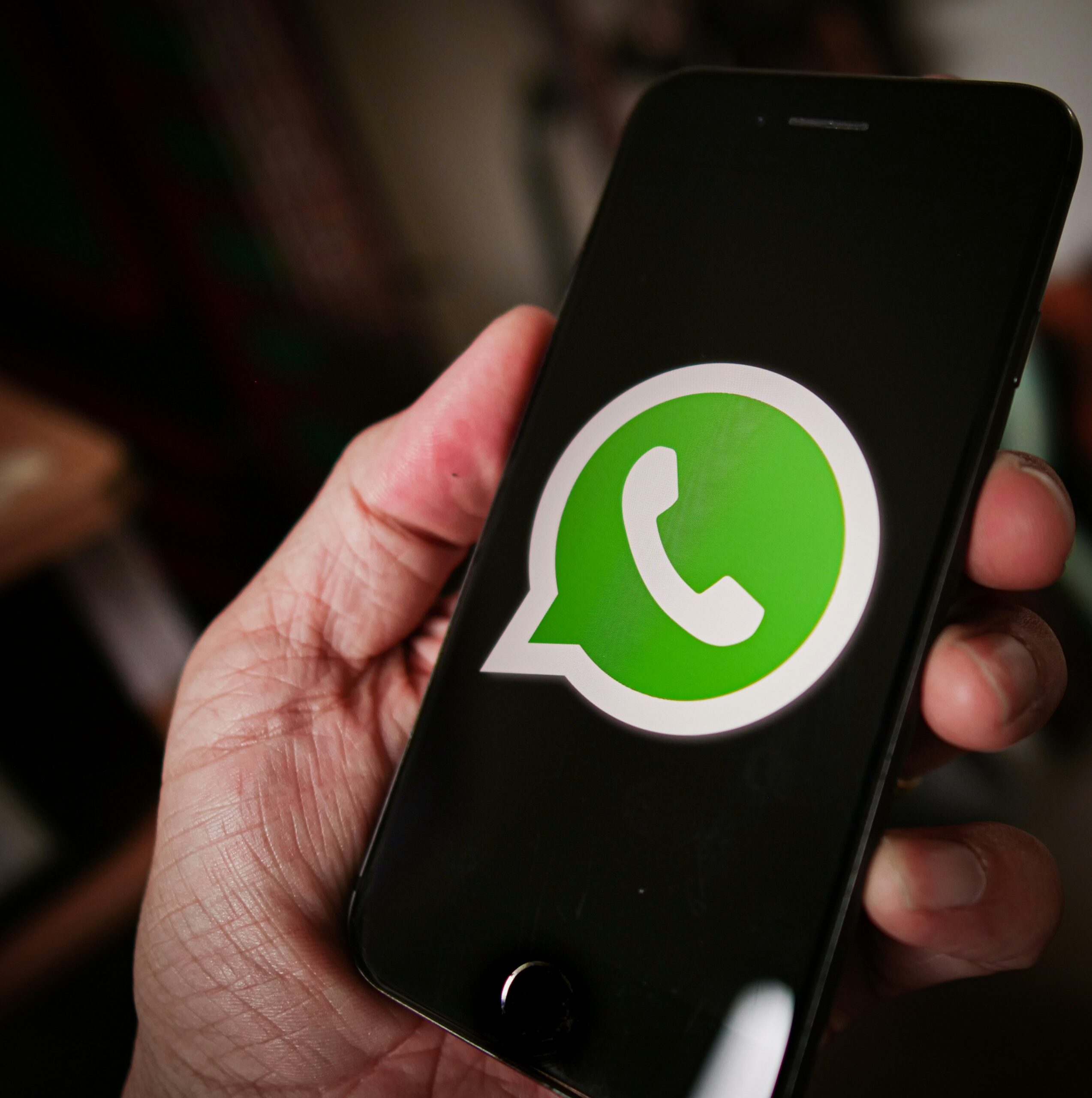 Gurugram Cops File Case Against WhatsApp Directors For Not Providing Info