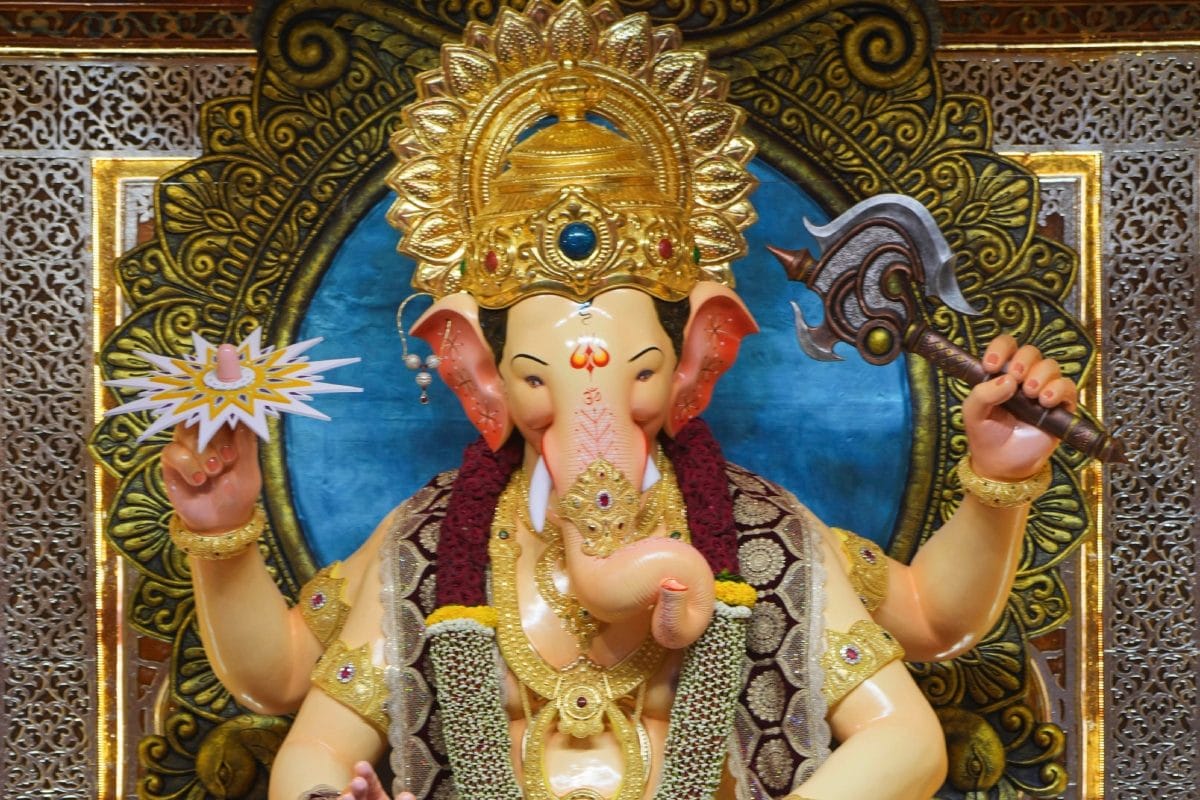 Ganesh Chaturthi 2024 Live Updates: Devotees Welcome Bappa With Pomp Across Nation, B-Town Celebs Share Sneak Peek