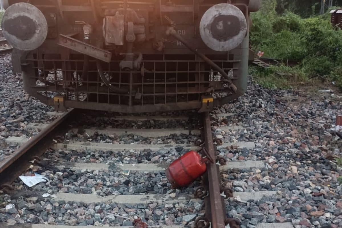 Third Attempt to Derail Train in Kanpur: Gas Cylinder Found on Tracks