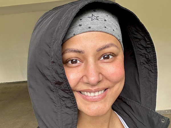 Hina Khan reveals mucositis diagnosis amid stage 3 breast cancer treatment