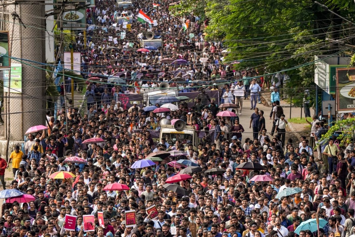 Kolkata Rape-Murder: Junior Doctors Reject Mamata’s Call For Talks, Continue Stir Overnight