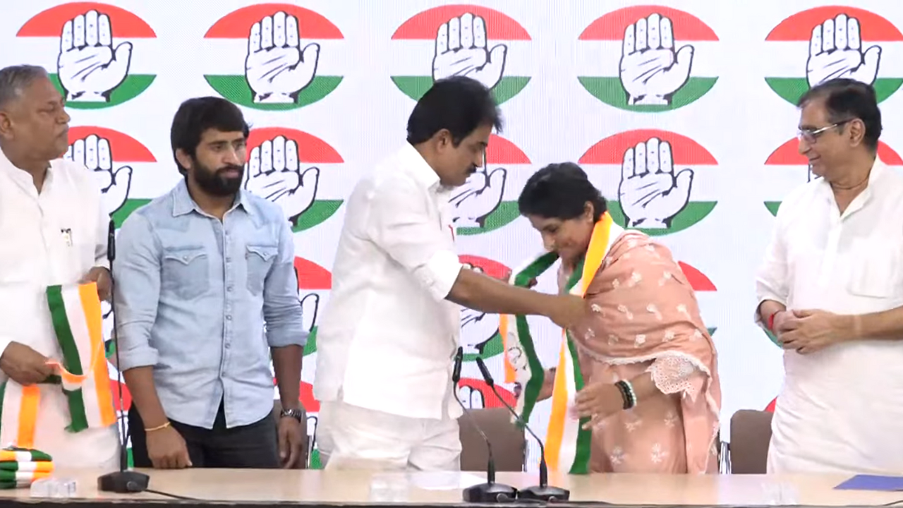 ‘Congress stood with me through tough times’, says Vinesh Phogat after joining party ‘Congress stood with me through tough times’, says Vinesh Phogat after joining party