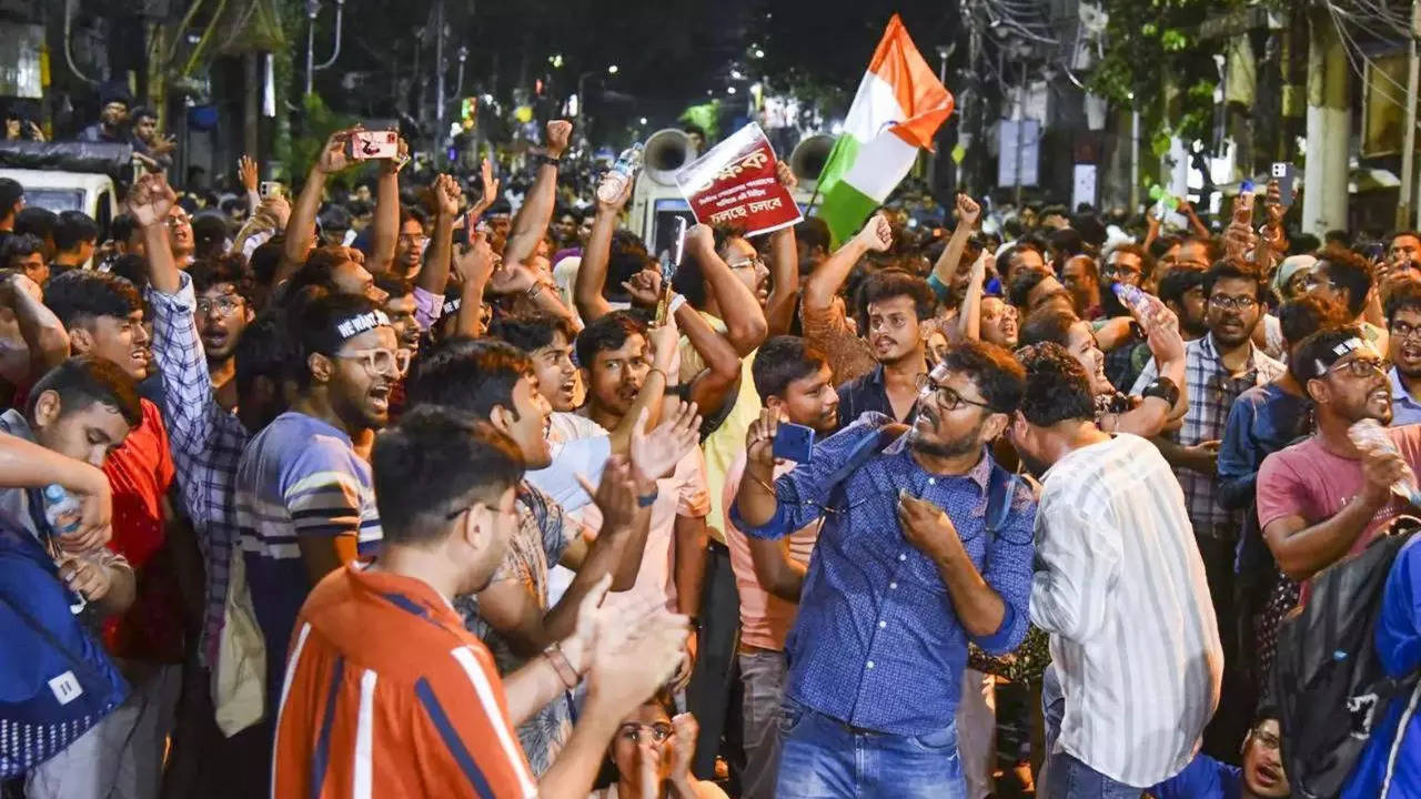 ‘Live telecast …’ : Impasse continues as Kolkata docs list new demands for Mamata