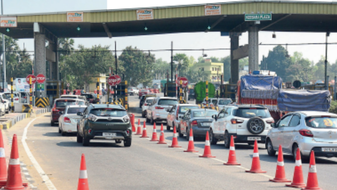 Satellite-based toll system to have factory-fitted unit, phased launch