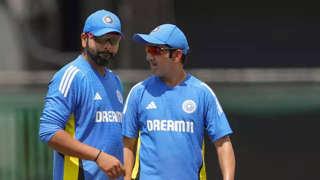 ‘Subah bheege badam khate ho?’: Virat to Gambhir