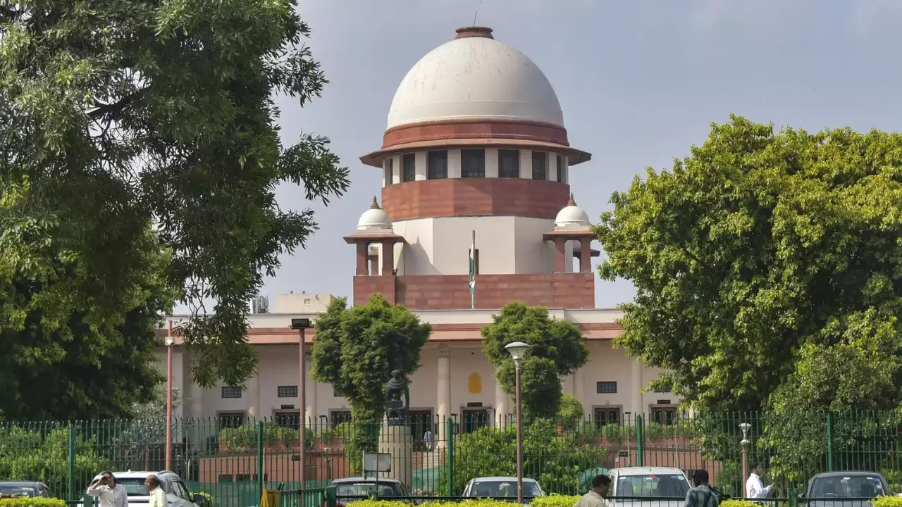 ‘Showing as if there is hostile environment in whole Bengal,’ SC tells CBI