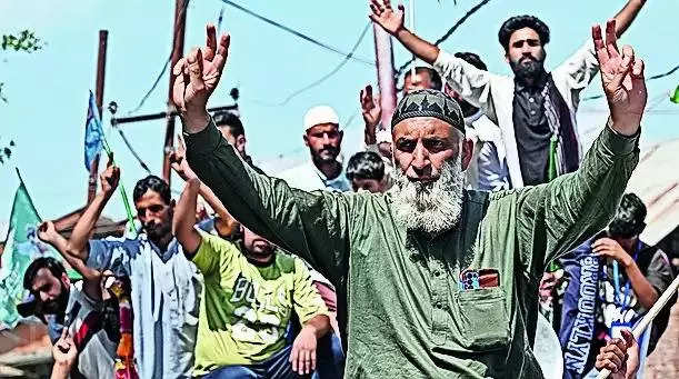 Over two dozen ex-militants, separatists, former Jamaat members in J&K poll fray