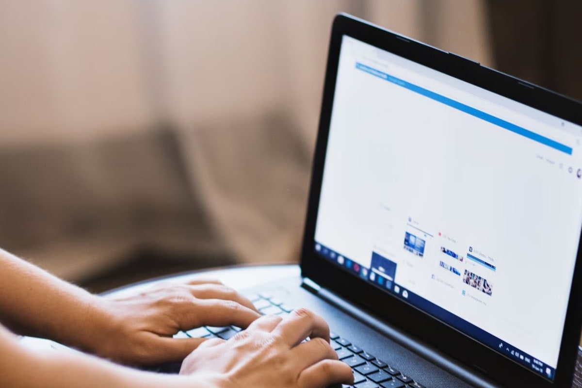 Centre Extends Import Approval System For Laptops, Tablets Till Dec 31