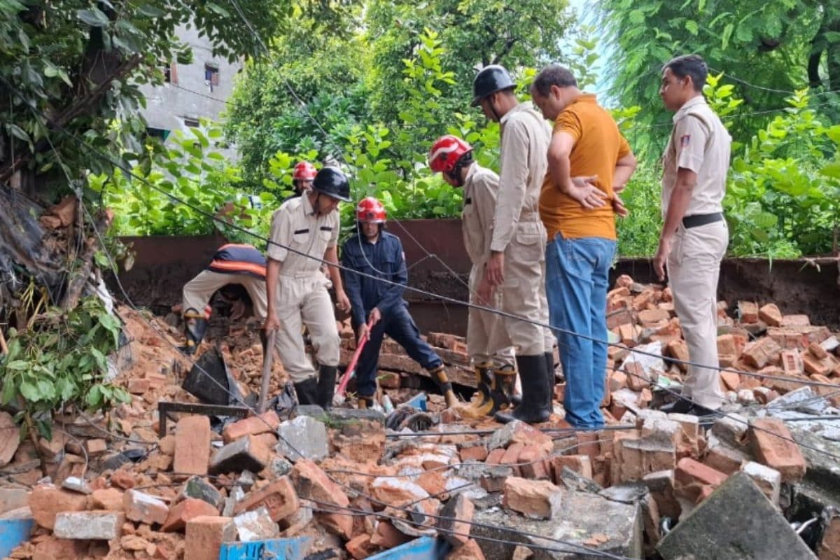 House Wall Collapses in Delhi’s Nabi Karim Area, Two Rescued