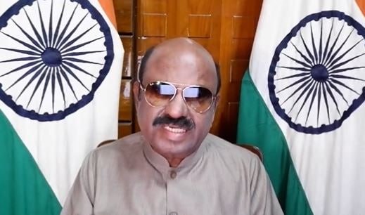 “Lady Macbeth”: Bengal Governor Says Will Socially Boycott Mamata Banerjee