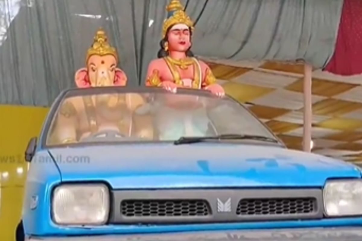 In This Tamil Nadu Society, A Lord Ganesha Idol In A Car