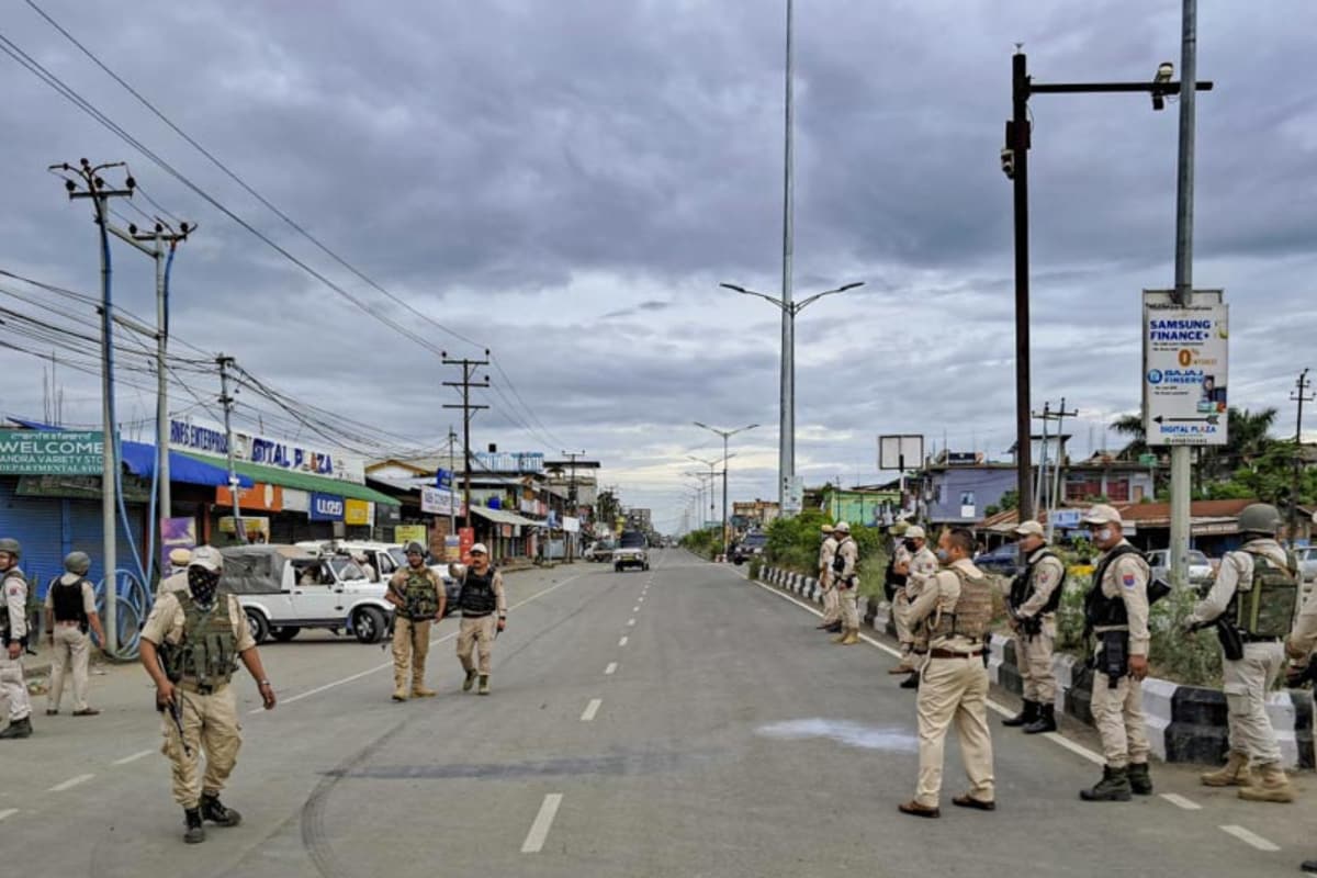 Manipur: Bomb Attack At Ex-CM’s Residence In Bishnupur Leaves One Dead Manipur: Bomb Attack At Ex-CM’s Residence In Bishnupur Leaves One Dead
