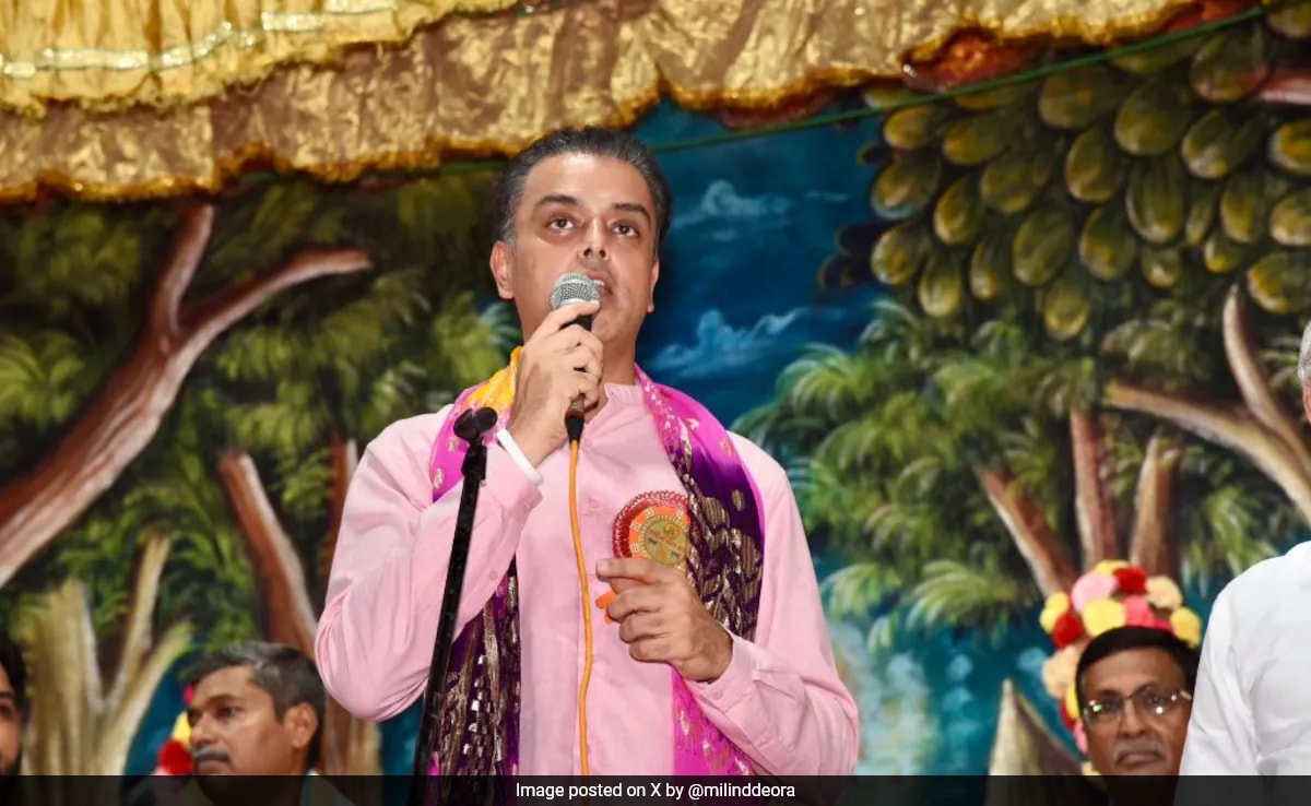 “Tired Of Speed Breaker Politics”: Milind Deora Challenges Aaditya Thackeray