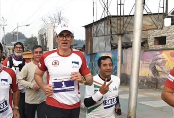 “So Damn Pleased”: Omar Abdullah Opens Kashmir Marathon, Then Runs 21 Km