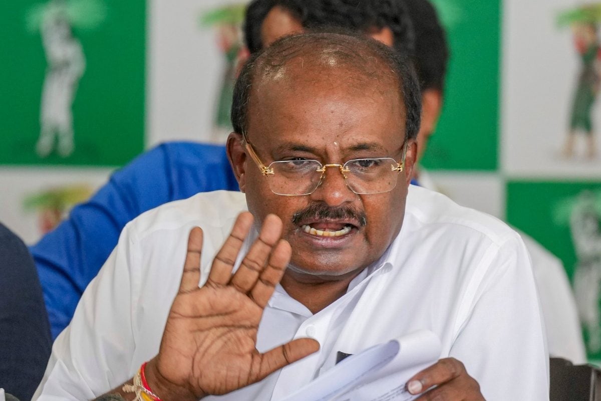 Union Minister Kumaraswamy Booked for Extortion, Criminal Intimidation