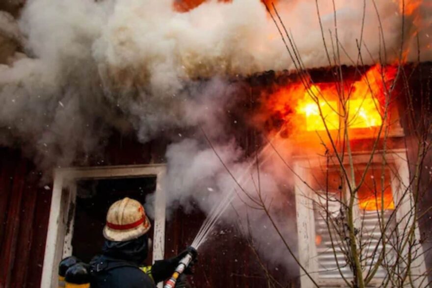 3 Killed as Fire Breaks Out in Multi-storey Building in Mumbai