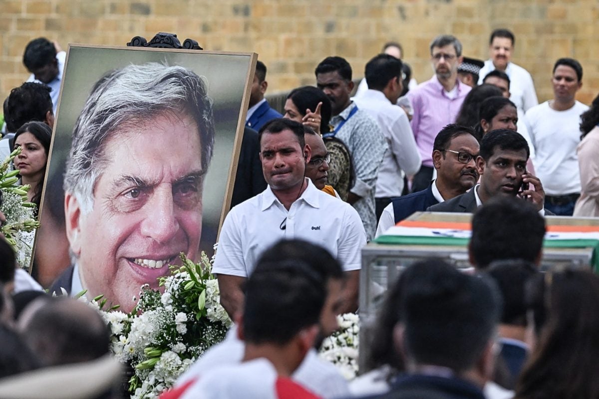 News18 Evening Digest: Mumbai Declares Day Of Mourning For Ratan Tata; Shah, Shinde Join Procession To Crematorium & Other Top Stories
